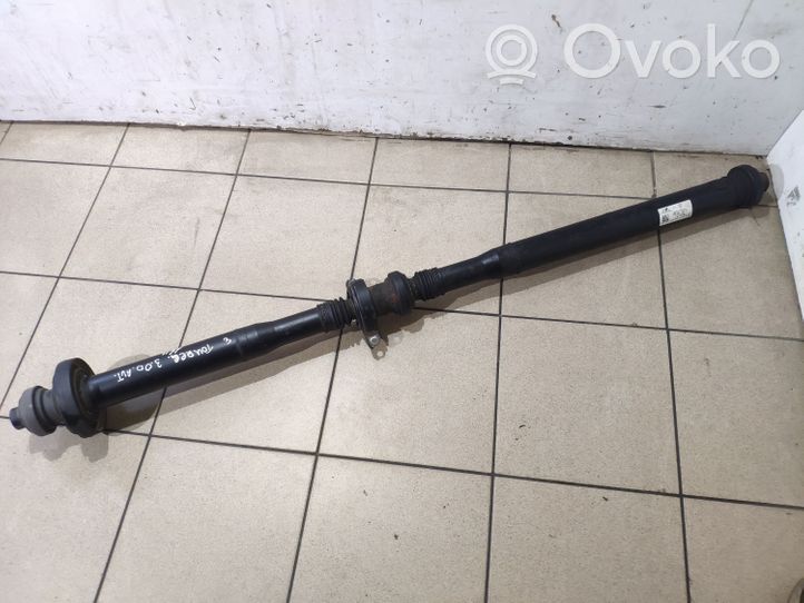 Volkswagen Touareg II Albero di trasmissione con sede centrale 7P0521102P