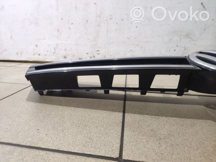 Volkswagen Touareg II Front bumper upper radiator grill 7P6853651A