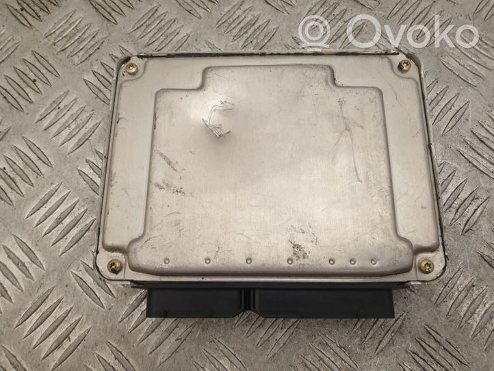 Audi 100 200 5000 C3 Calculateur moteur ECU 038906019CC