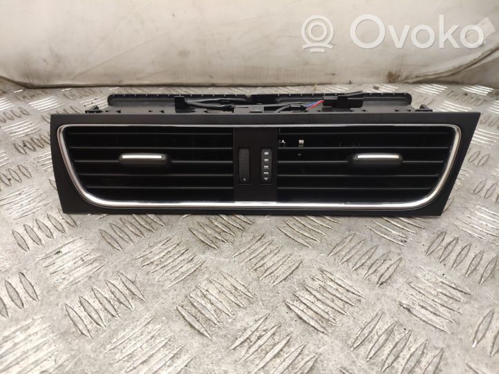 Audi A4 S4 B8 8K Dashboard air vent grill cover trim 8T2820951C