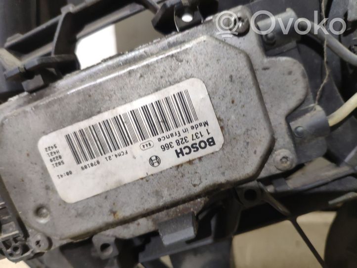 Volvo V50 Ventiliatoriaus sparnuotė 3M5H8C607RH