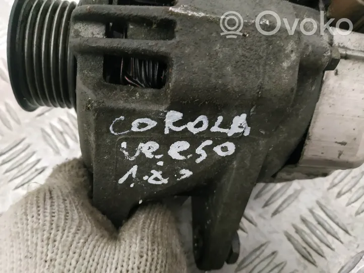 Toyota Corolla Verso E121 Generatore/alternatore 270600D170