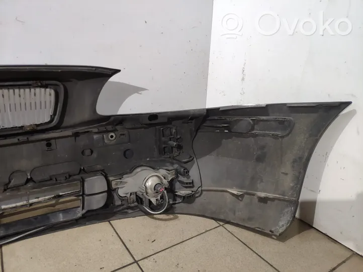 Volvo V70 Paraurti anteriore 09484238