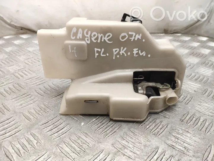 Porsche Cayenne (9PA) Etuoven lukko 7L0837089