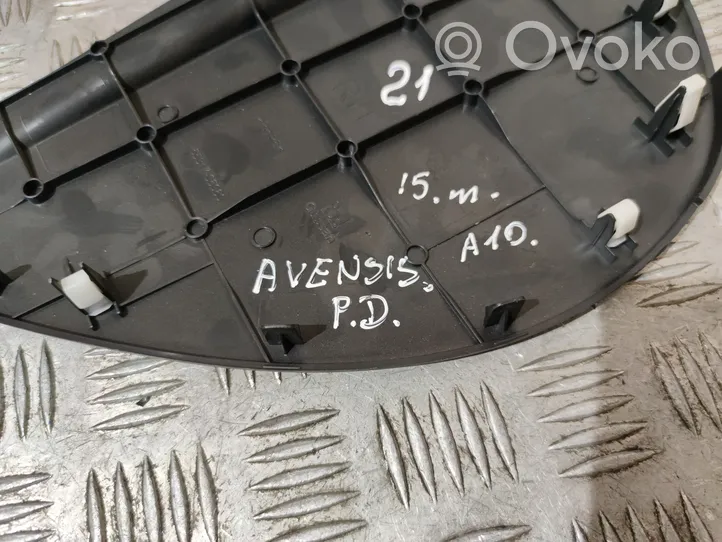 Toyota Avensis T270 Panelės apdailos skydas (šoninis) 5531705060