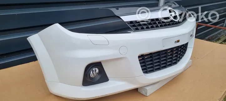 Opel Astra H Front bumper 