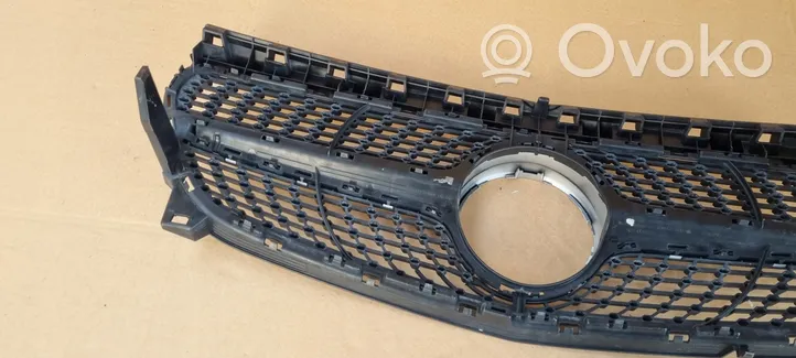 Mercedes-Benz CLA C117 X117 W117 Grille calandre supérieure de pare-chocs avant A1178880600