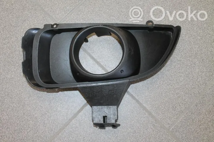 Mazda MPV II LW Grille inférieure de pare-chocs avant LD4850C21