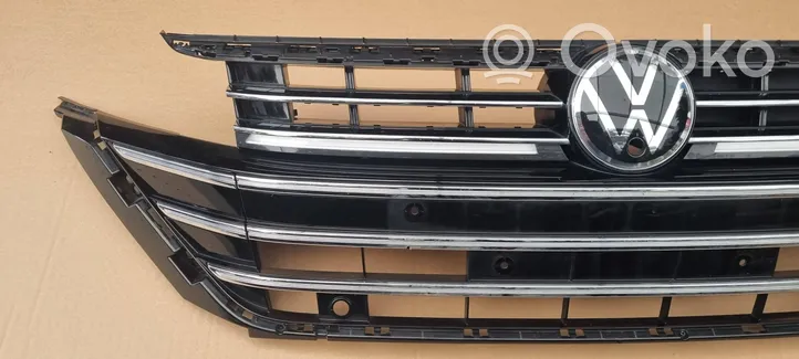 Volkswagen Arteon Maskownica / Grill / Atrapa górna chłodnicy 3G8853655E