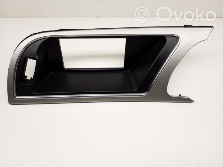 Audi A5 8T 8F Panelės apdaila 8T2857185G