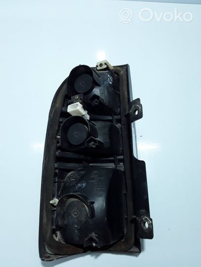 Toyota Land Cruiser (HDJ90) Luci posteriori YG1716054