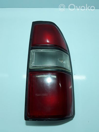 Toyota Land Cruiser (HDJ90) Galinis žibintas kėbule YG1716054