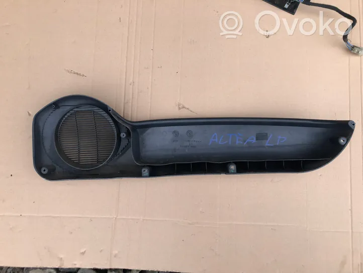 Fiat Albea Baguette moulure de porte arrière 7352878090