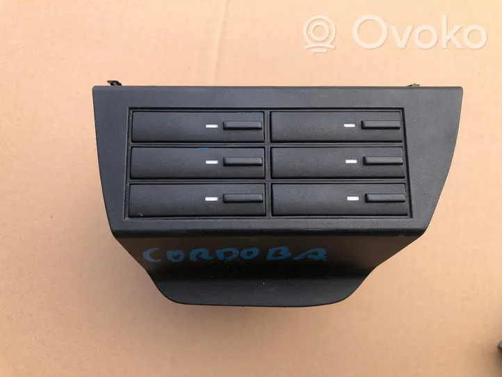 Seat Cordoba (6K) Box/scomparti cruscotto 