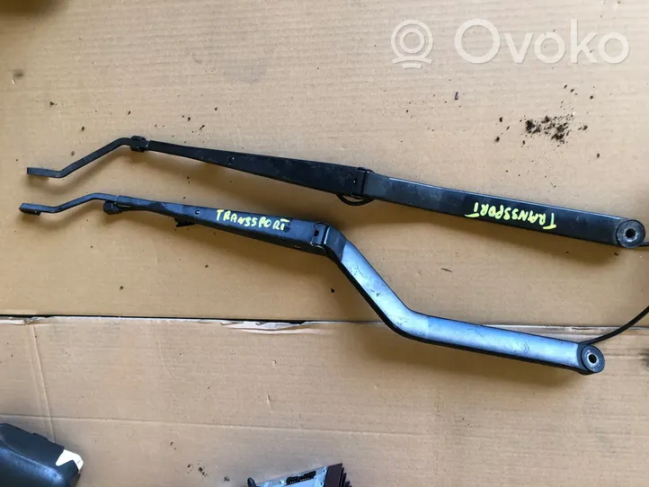 Chevrolet Trans Sport Front wiper blade arm 89813565