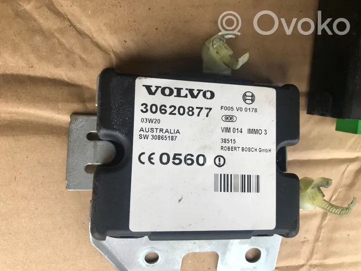 Volvo S40, V40 Engine ECU kit and lock set 