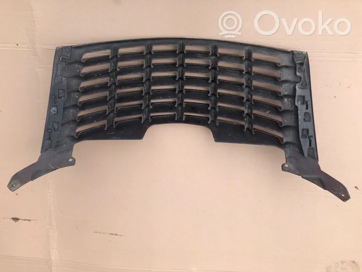 Chrysler PT Cruiser Front bumper upper radiator grill 