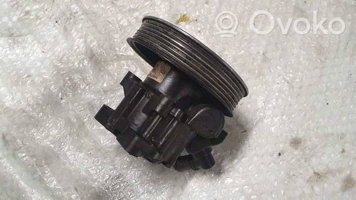 Audi Q7 4L Ohjaustehostimen pumppu 7L8422154