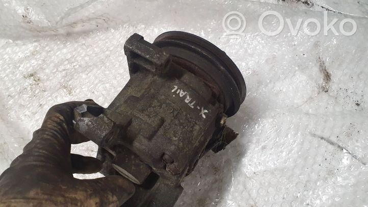 Nissan X-Trail T30 Air conditioning (A/C) compressor (pump) 926005M301