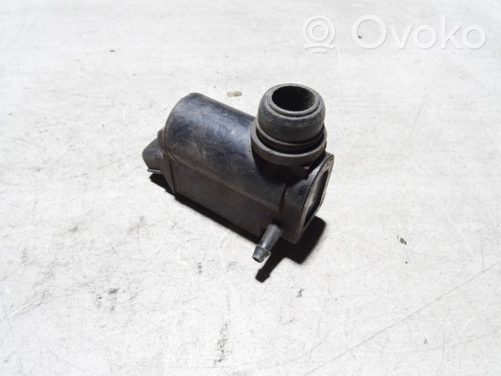 Toyota Hiace (H200) Pompe de lave-glace de pare-brise 