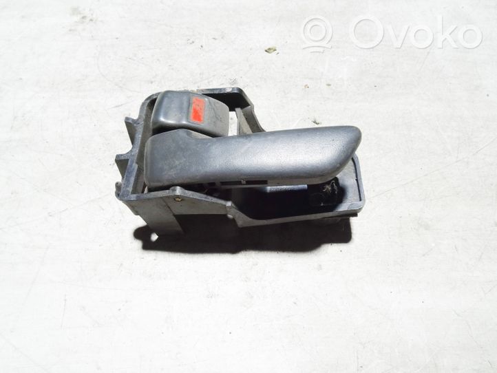 Toyota Carina T190 Rankenėlė atidarymo vidinė 6920505010