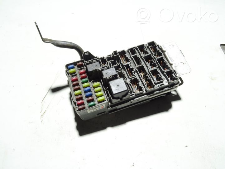 Honda Civic Fuse module 3820ES6AE000