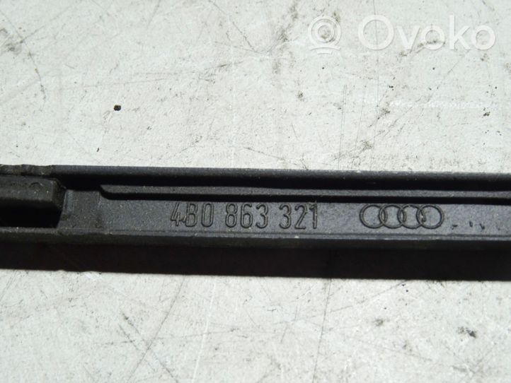 Audi A6 Allroad C5 Boîte à gants garniture de tableau de bord 4B0863321