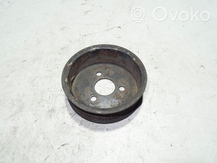 BMW 7 E38 Puleggia della pompa del servosterzo 1437990