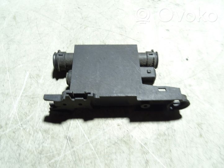 Audi A6 S6 C5 4B Unité de commande / module de verrouillage centralisé porte 4A0959981