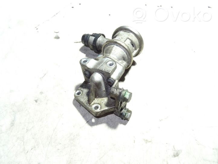 Volkswagen Golf VI Soupape vanne EGR 06A131351F