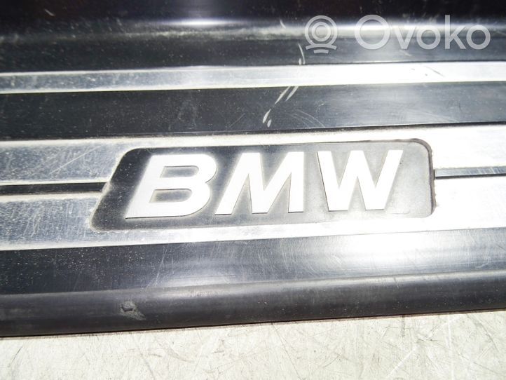 BMW 8 E31 Listwa progowa przednia 8128974