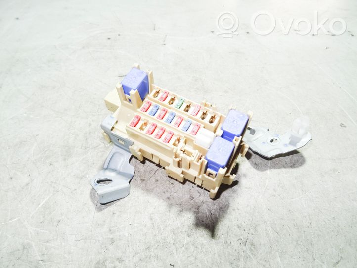 Infiniti Q50 Fuse module 