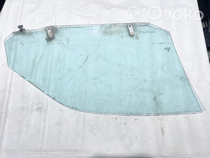 BMW 8 E31 Front door window/glass (coupe) 43R001026