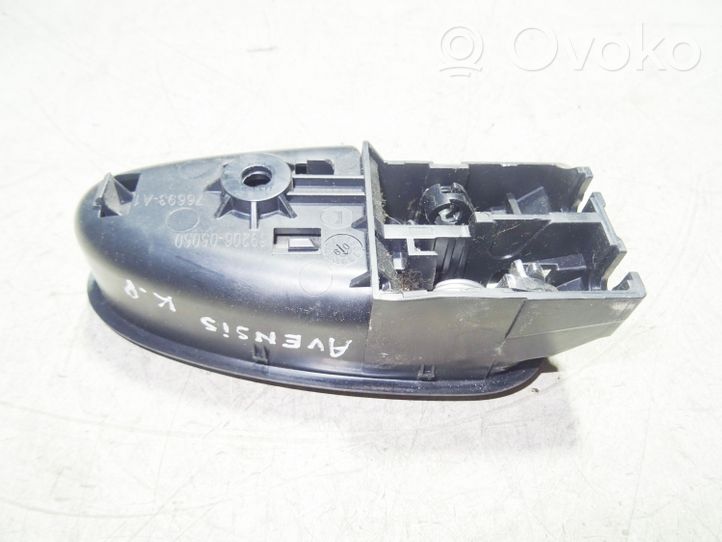 Toyota Avensis T270 Rankenėlė atidarymo vidinė 6920605050