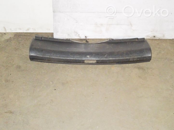 Audi A4 S4 B7 8E 8H Rivestimento di protezione sottoporta del bagagliaio/baule 8E5863471D