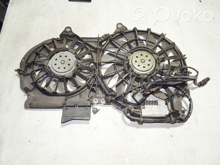 Audi A4 S4 B6 8E 8H Jäähdyttimen jäähdytinpuhallin 8E0121205P