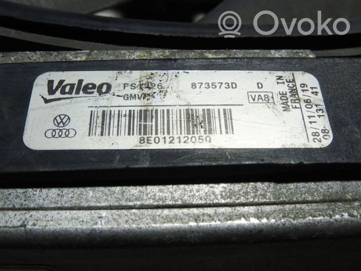 Audi A4 S4 B6 8E 8H Elektryczny wentylator chłodnicy 8E0121205Q