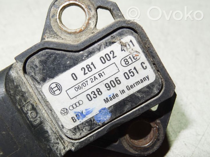 Audi A4 S4 B7 8E 8H Sensore di pressione 0281002401