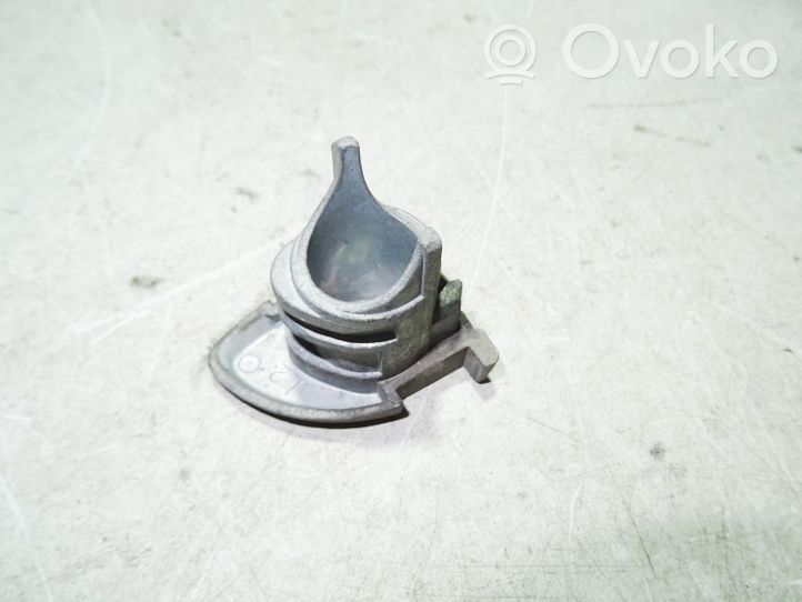 Volkswagen PASSAT B7 Copertura per maniglia portiera anteriore 3C0839167