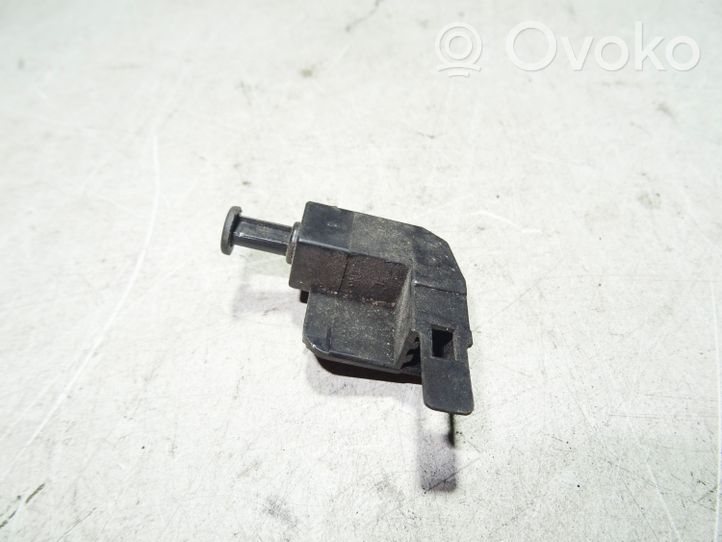 Audi A6 S6 C5 4B Sensore del freno di stazionamento/freno a mano 1H0947561A