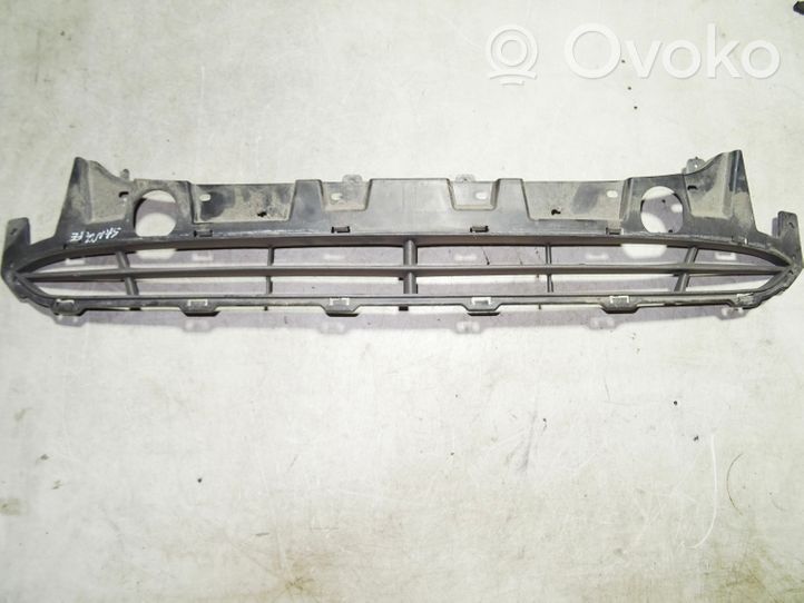 Hyundai Santa Fe Front bumper lower grill 865122B700