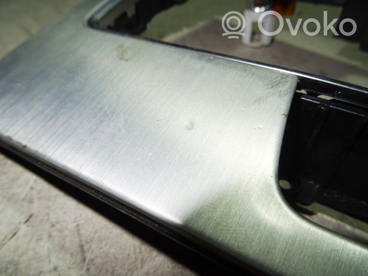 Audi Q7 4L Rivestimento in plastica cornice della leva del cambio 4L0864261