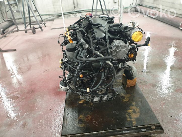 Audi A6 S6 C5 4B Moottori AVF