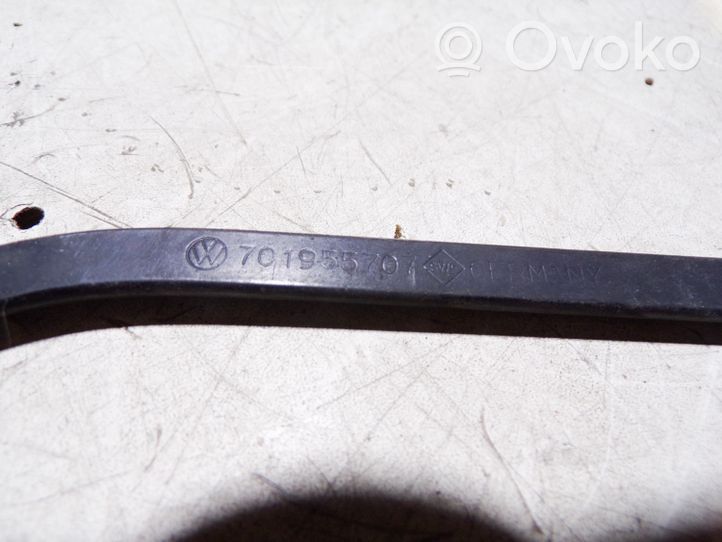 Volkswagen Transporter - Caravelle T4 Rear wiper blade 701955707