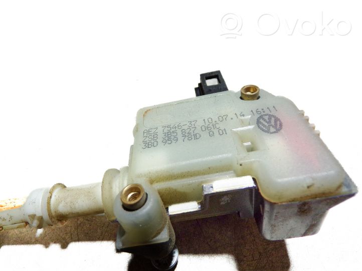 Volkswagen PASSAT B5.5 Motorino del tappo del serbatoio del carburante 3B5827061C