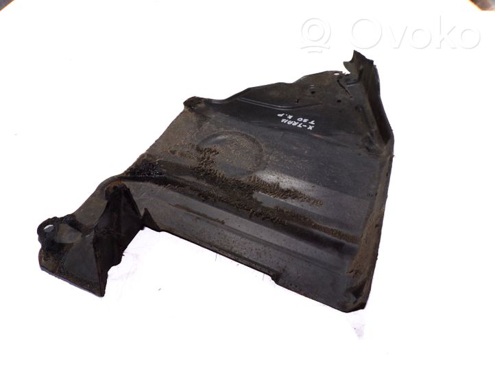 Nissan X-Trail T30 Cache de protection sous moteur 758948H300