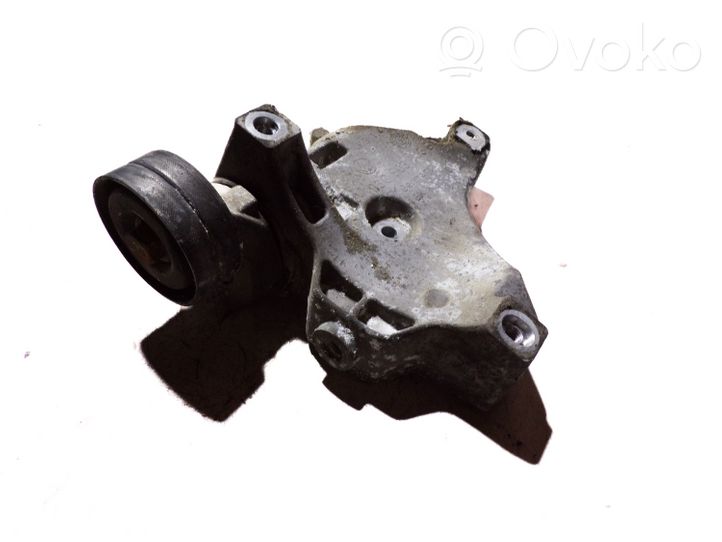 Volkswagen Golf V Support de compresseur de clim 03C903143B