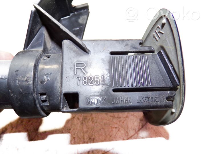 Lexus RX 330 - 350 - 400H Dysza spryskiwacza lampy przedniej 78251