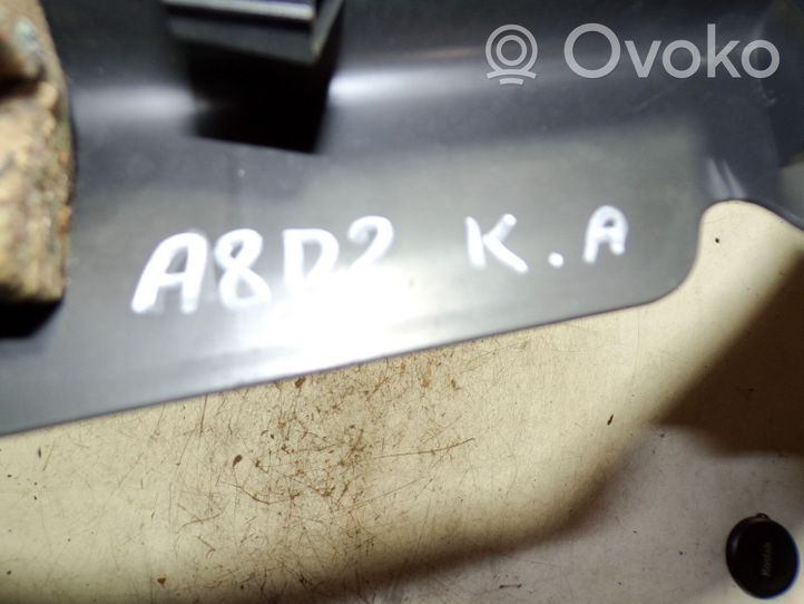 Audi A8 S8 D2 4D Copertura del rivestimento del sottoporta posteriore 
