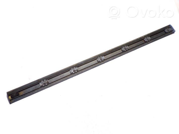 Audi A8 S8 D2 4D Moulure de porte avant 4D0853951